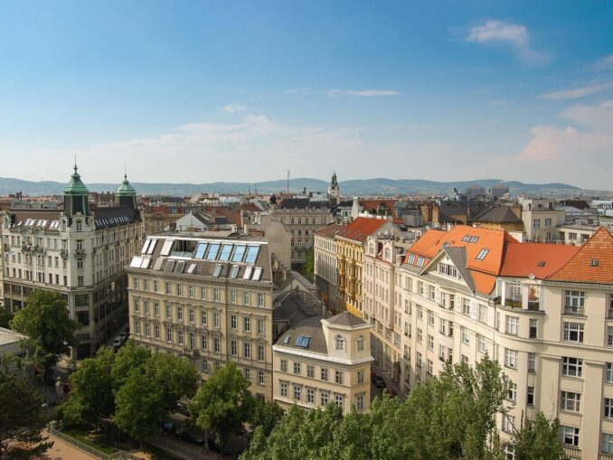 Вена - столица Австрии, здесь находится большая часть достопримечательностей страны