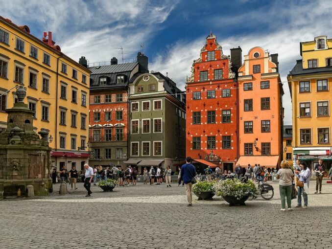 Площадь Стурторьет в првую очередь нужно увидеть в Старом городе Стокгольма