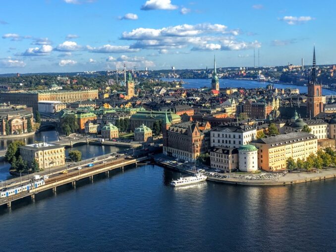 Общественный транспорт Стокгольма состоиз из метро, автобусов и трамваев