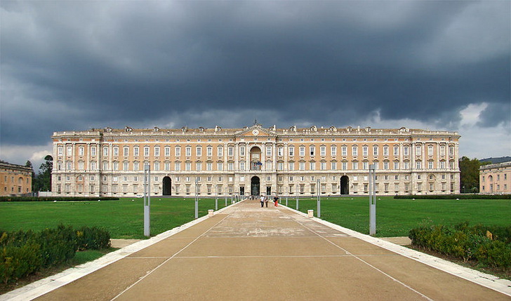 Дворец в Казерте, фото Tango7174 / Wikimedia Commons