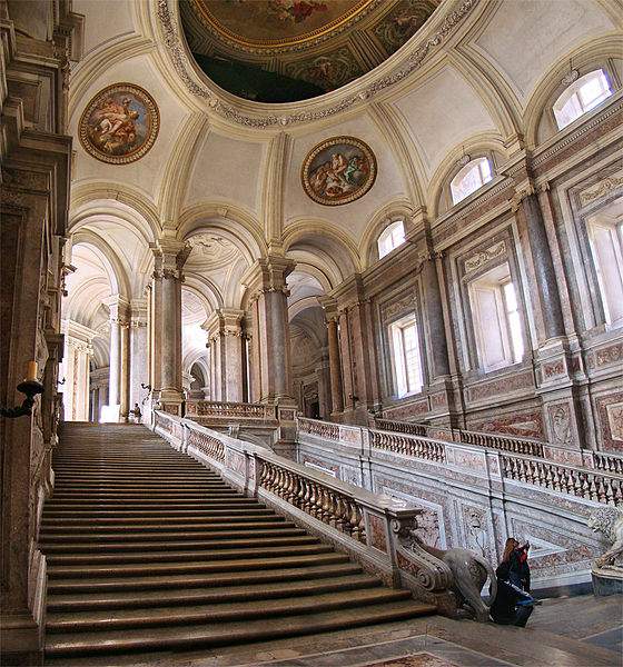 Лестница дворца в Казерте, фото Tango7174 / Wikimedia Commons