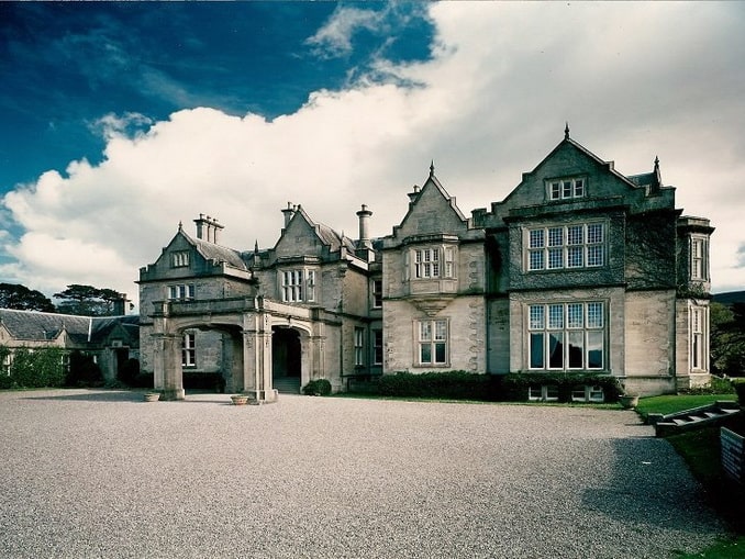 Макросс-Хаус, Ирландия