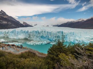 Ледник Перито-Морено находится в Патагонии в Южной Америке