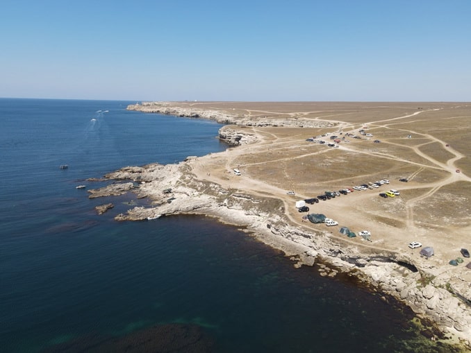 Мыс Тарханкут находится на западе Крыма