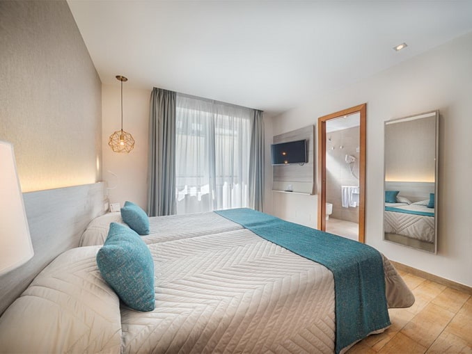 Номер в Hotel San Cristóbal в Марбелье