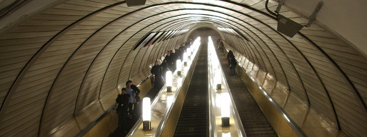 Метро в Москве - эскалатор Метро в Москве - эскалатор