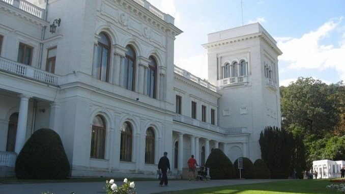 Ливадийский дворец, Россия Ливадисйкий дворец в Крыму находится под Ялтой