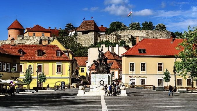 Эгерская крепость Венгрия Эгерская крепость Венгрия