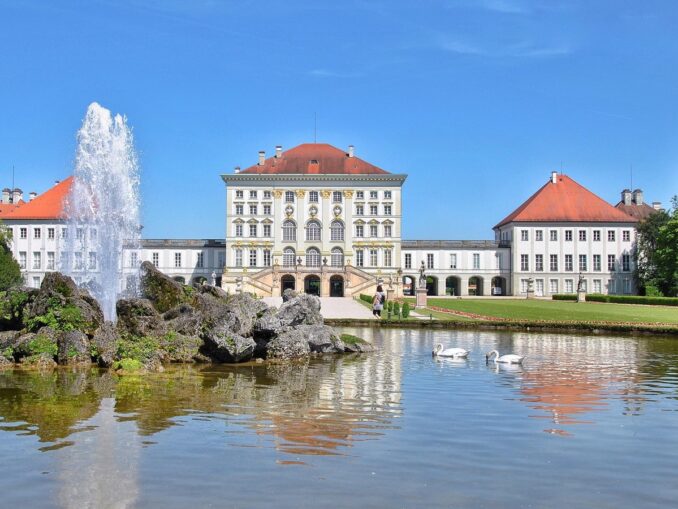 Дворец Нимфенбург в Мюнхене, фото @duernsteiner/Pixabay.com Дворец Нимфенбург в Мюнхене нужно увидеть обязательно