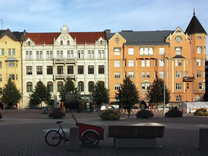 В центре Хельсинки можно увидеть массу красивых домов