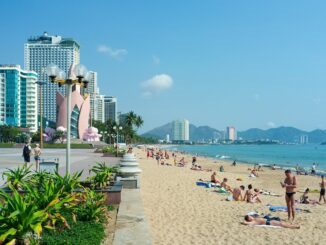 Центральный пляж - не лучший в Нячанге
