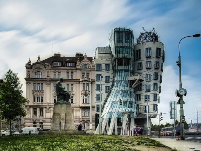 "Dancing House" - in July the weather in Prague is the best