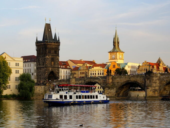 Cruise on the Vltava - Prague is warm but not hot in June