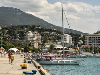 Набережная - что посмотреть в Ялте в первую очередь?