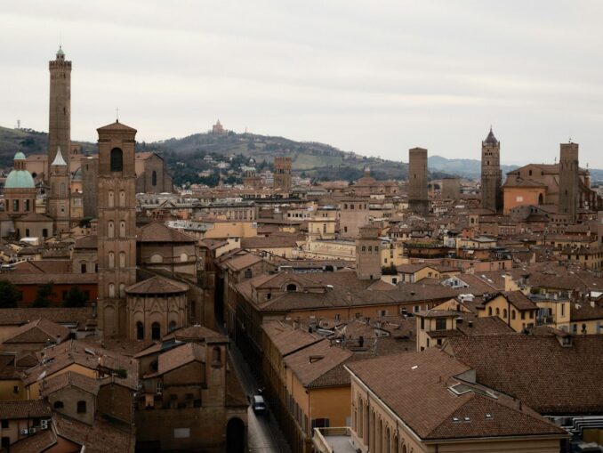 Некоторые башни Болоньи можно посетить