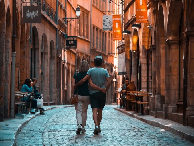 В Лионе туристу нужно посетить старинный квартал Сен-Жан