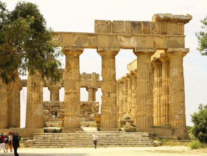 Селинунт нужно посетить на Сицилии обязательно