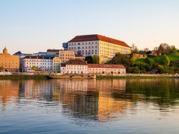 Замок Линца - одна из главных достопримечательностей города