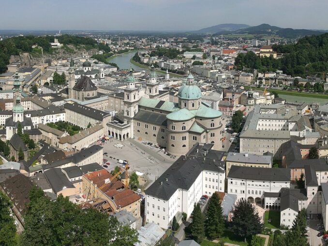 Зальцбург нужно обязательно посетить в Австрии