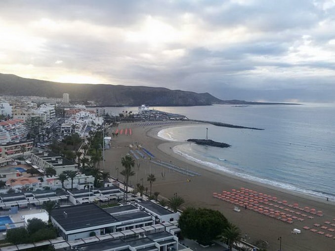 Вид из апартаментов Torres del Sol на Тенерифе