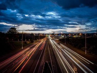 Ночное шоссе из Москвы в Крым