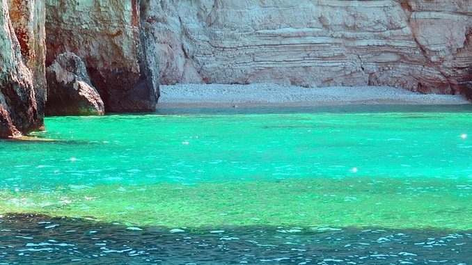 rock-greece-min