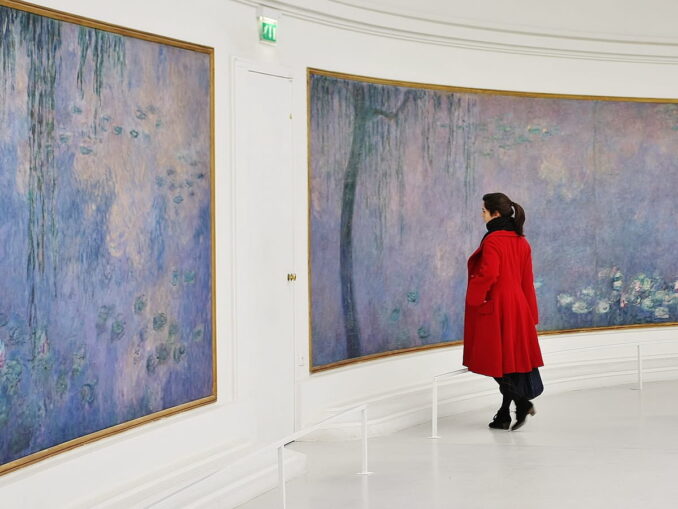 Кувшинки Моне в Музее Оранжери в Париже