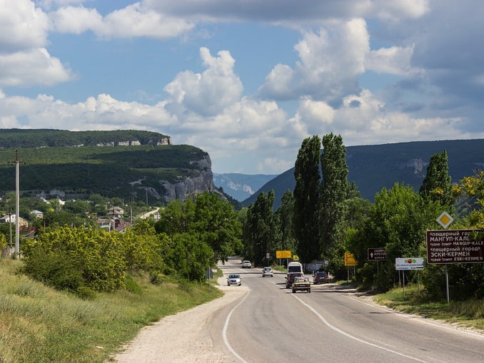 Дорога в Крыму - сколько ехать из Москвы по времени
