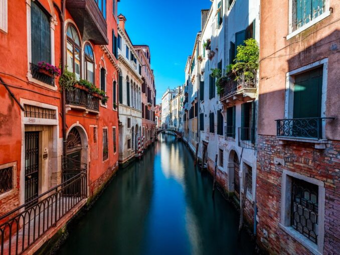Венецианский канал