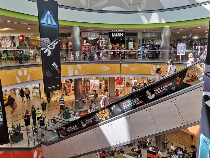 В Будапеште есть крупные торговые центры!