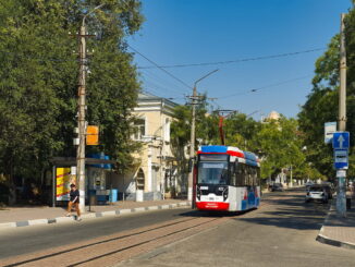 Травмай - в Евпаторию лучше всего ехать на море в июне и сентябре