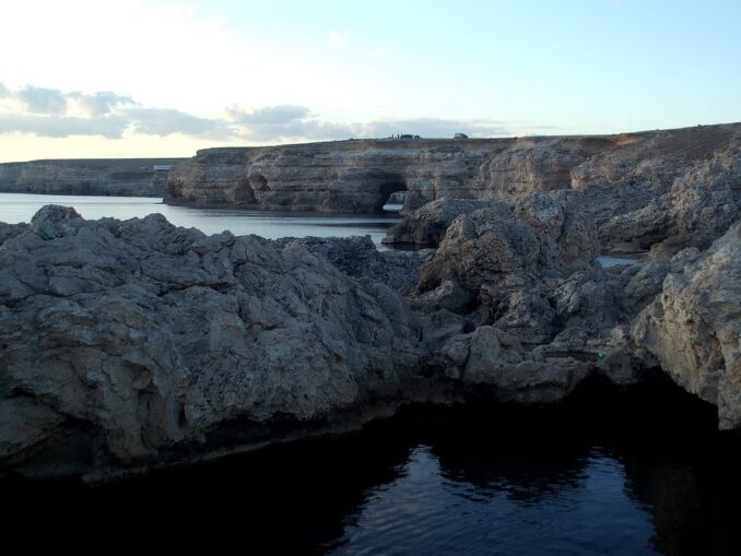 Атлеш, Тарханкут в Крыму