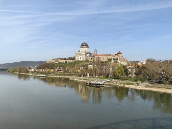 Эстергомская базилика - самая большая в Венгрии