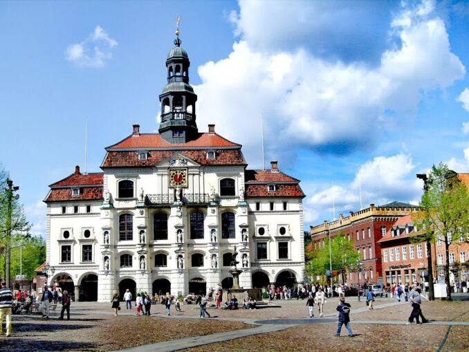 Из Гамбурга стоит съездить Люнебург