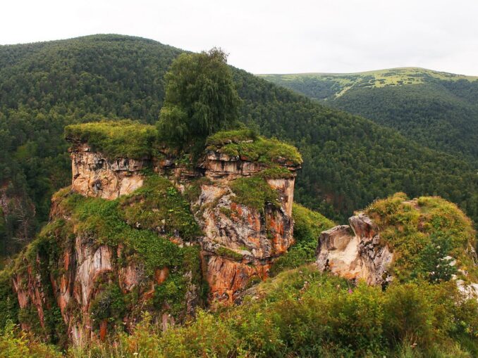 Джилы-Су - в России в июле стоит поехать на Кавказ в Приэльбрусье