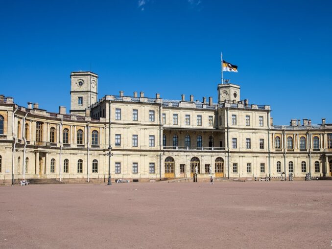 Большой Гатчинский Дворец создан по проекту архитектора Антонио Ринальди