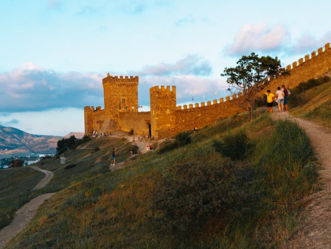 Генуэзская крепость в Судаке