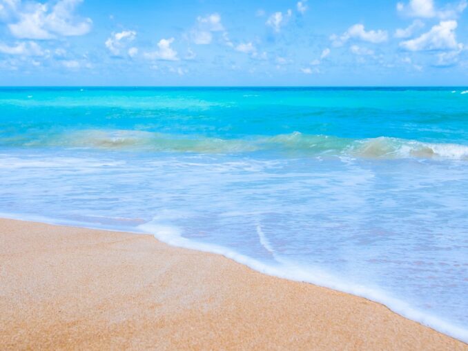 Лучшие пляжи находятся на западе Пхукета