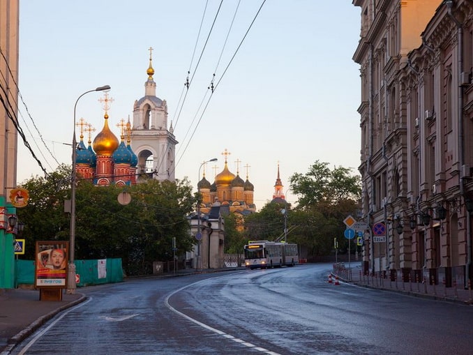 Погода в Москве в сентябре позволяет совершать долгие променады 