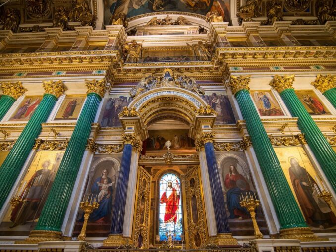 Алтарь Исаакиевского собора в СПб