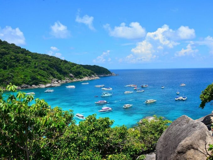Симиланские острова находятся в Таиланде недалеко от Пхукета