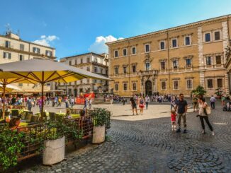 В Риме нужно посмотреть аутентичный район Трастевере