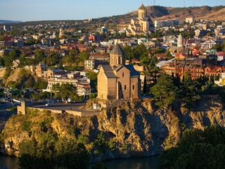 Добраться из Еревана до Тбилиси на поезде комфортнее всего