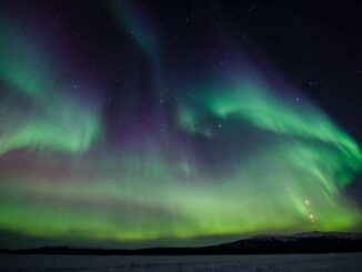 Мурманск - не единственное место в России, где можно увидеть северное сияние зимой