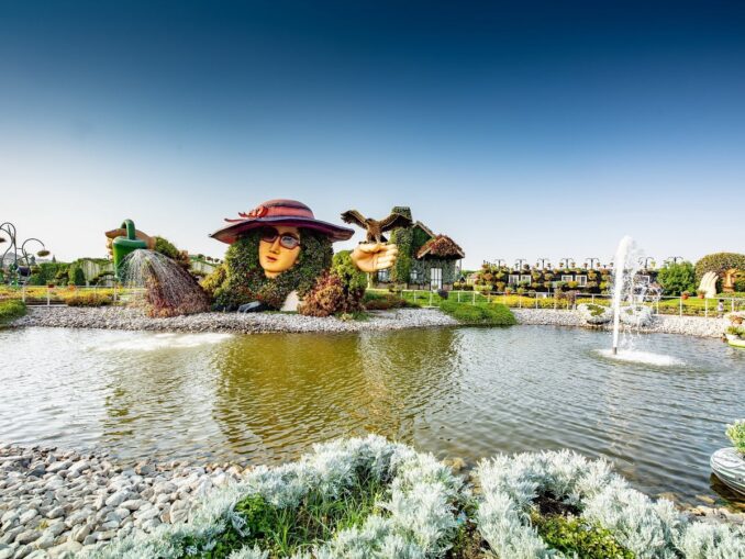 "Сад чудес" в Дубае, фото @riyazSHERIFF/Pixabay "Сад чудес" в Дубае можно посмотреть только 6 месяцев в году