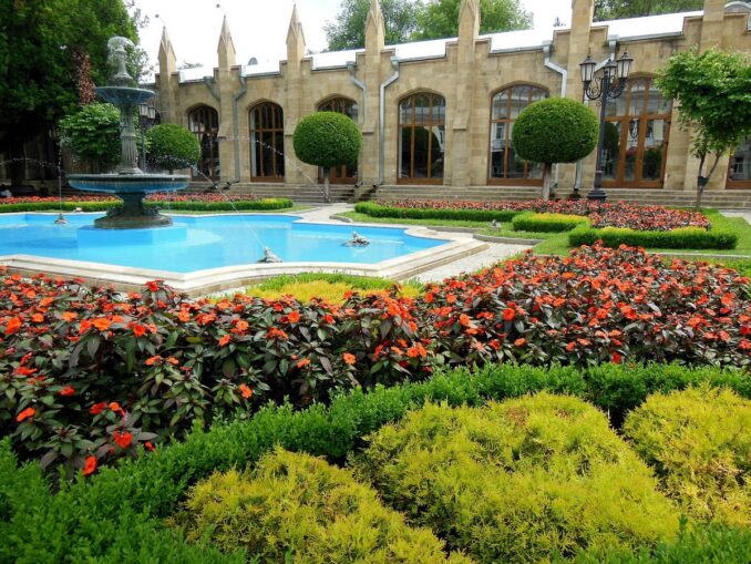 В Кисловодск нужно поехать в России на отдых именно в мае