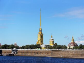 Санкт-Петербург - что посетить по карте гостя