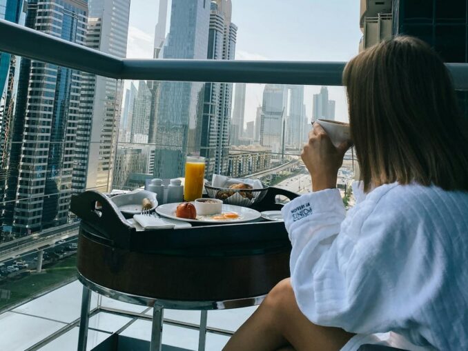 Prices in hotels in Dubai in late spring are declining