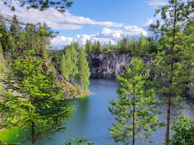 In Karelia in May, you can see Ruskeala Park