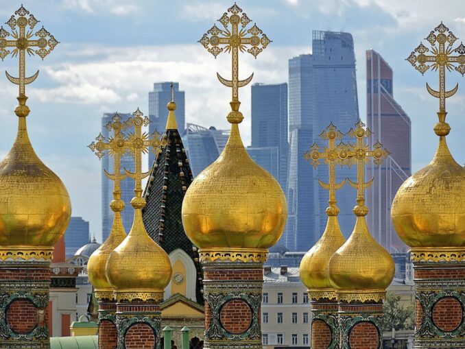 Moscow-City against the backdrop of Krutitsky farmstead
